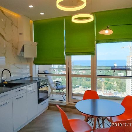Arcadia Vip Apartments Sea View! Odesa Exterior foto