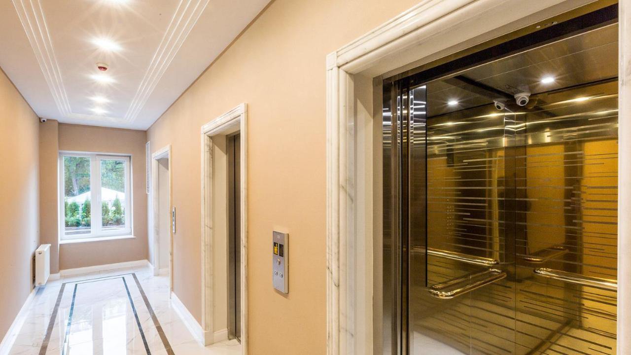 Arcadia Vip Apartments Sea View! Odesa Exterior foto